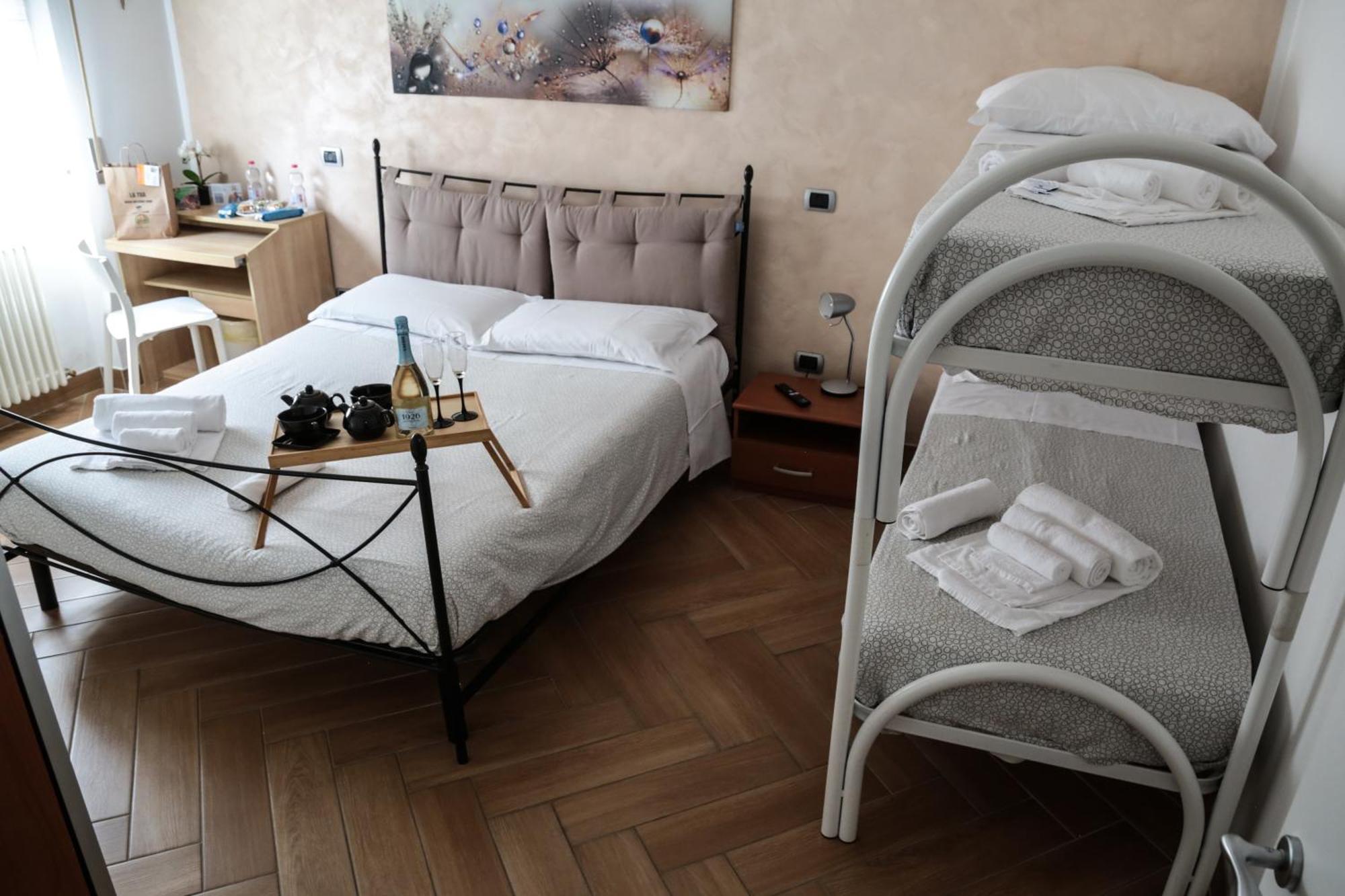 Guest House Simonazzi Reggio nell'Emilia Exterior foto